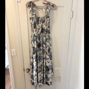 Blue & Whit Floral Smocked Midi Dress